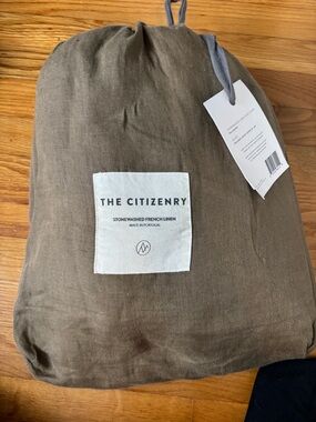 The Citizenry Stonewashed French Linen Duvet Cover - Full/Queen- Olive